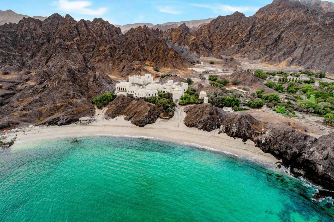 Al Bustan Palace, A Ritz-Carlton Hotel Muscat Exterior foto Aerial view of the resort