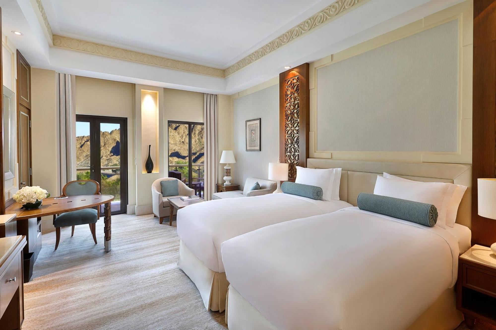 Al Bustan Palace, A Ritz-Carlton Hotel Muscat Exterior foto